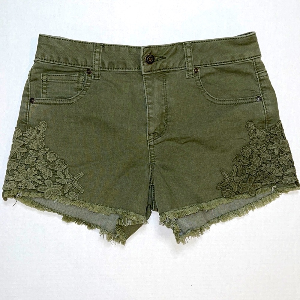 End summer sale altard state shorts 25